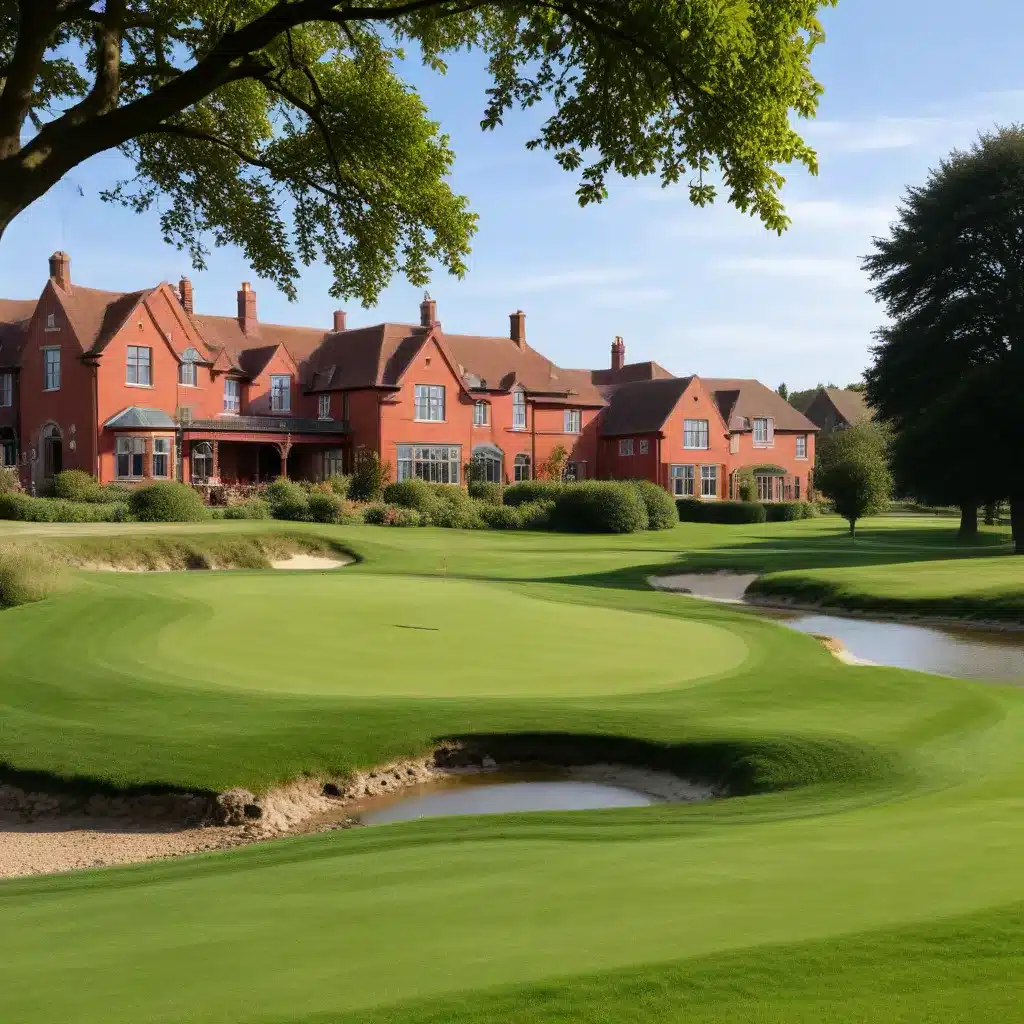 Tee Time Elegance: Golfing Experiences at the Red House Hotel