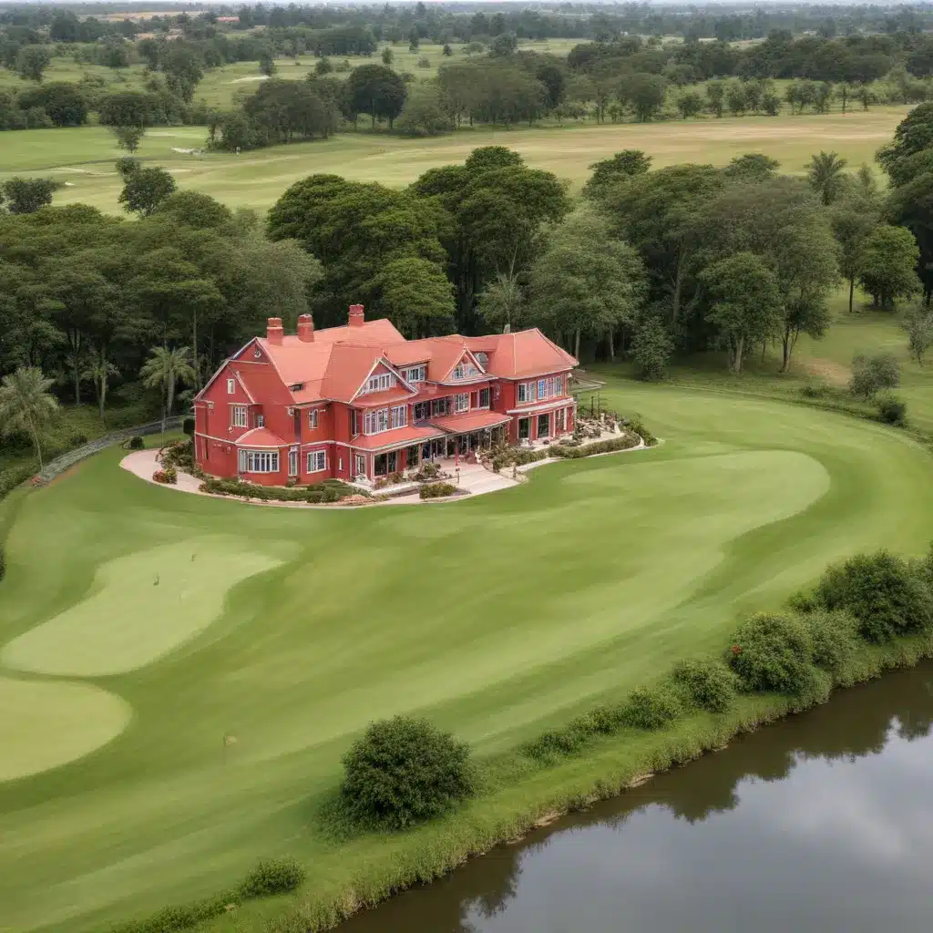 Tee Time at the Red House: Golfing Enthusiasts’ Dream Destination